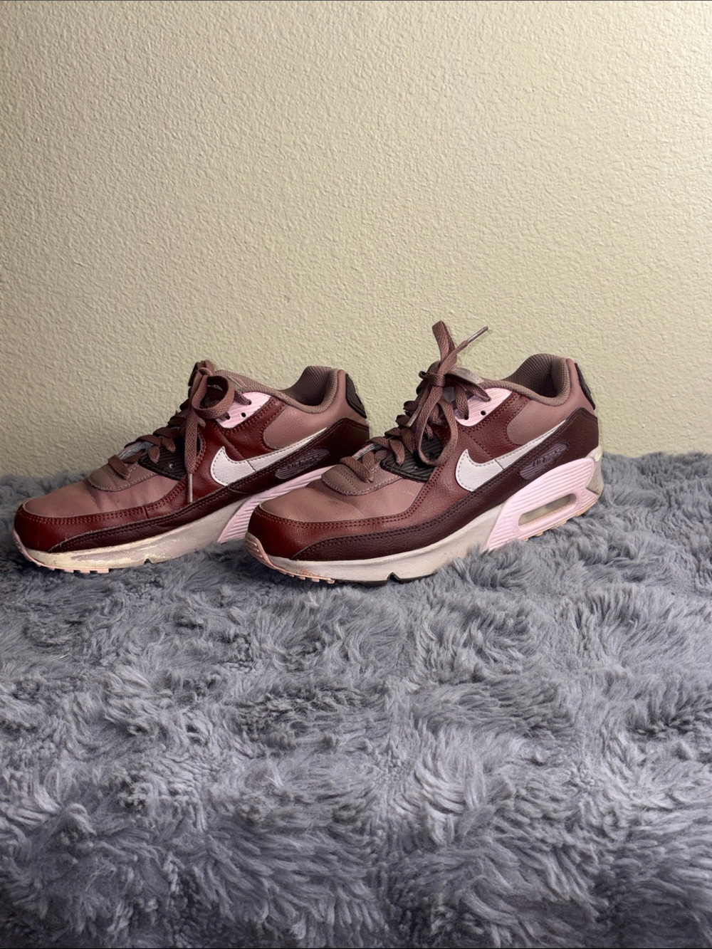 Nike Women's Retro Air Max in Brown and Pink